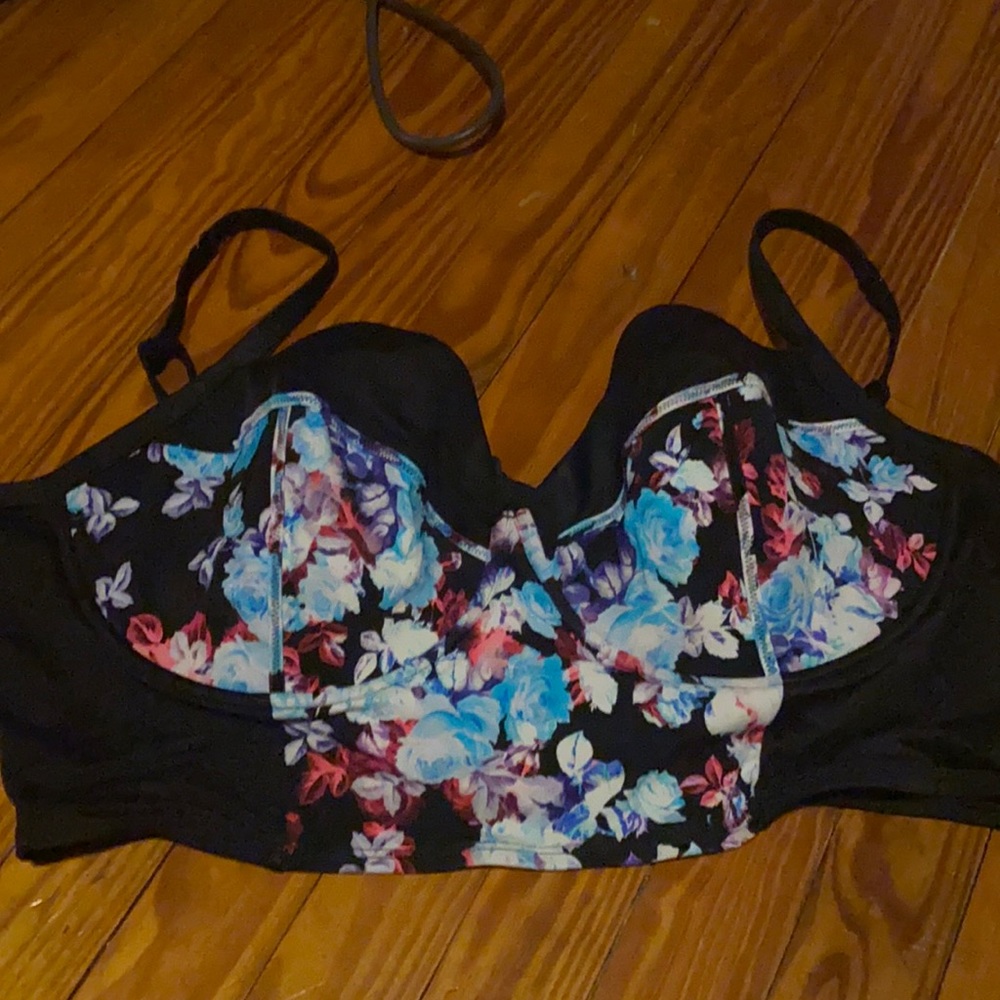 Torrid swim top